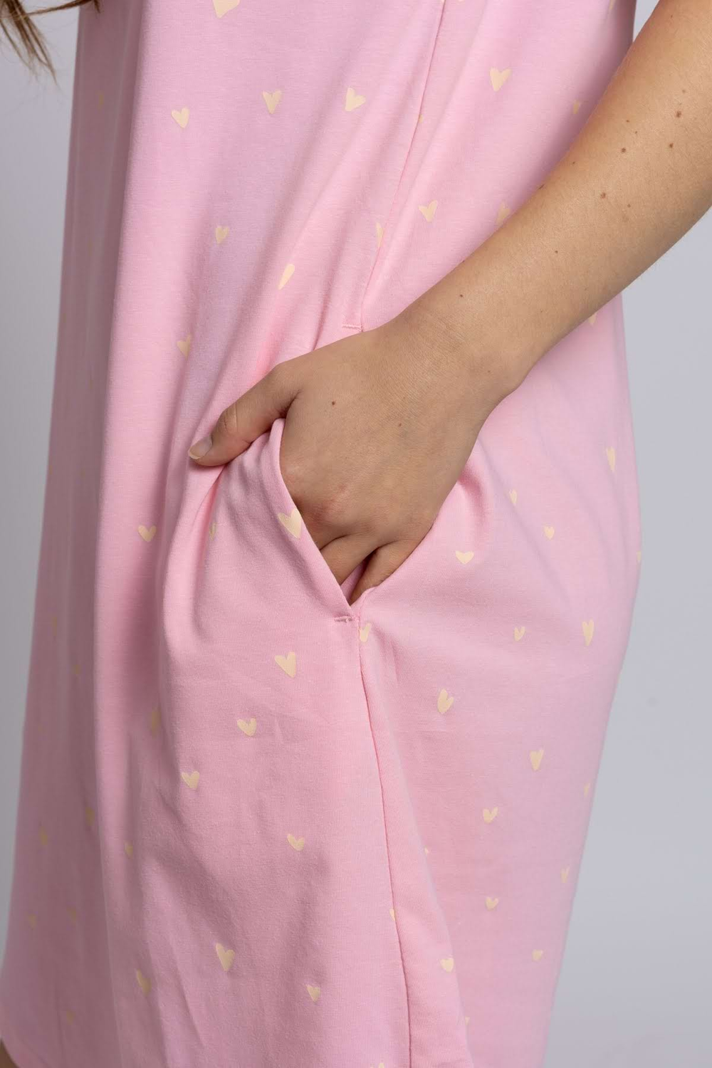 Dámská noční košile light pink hearts