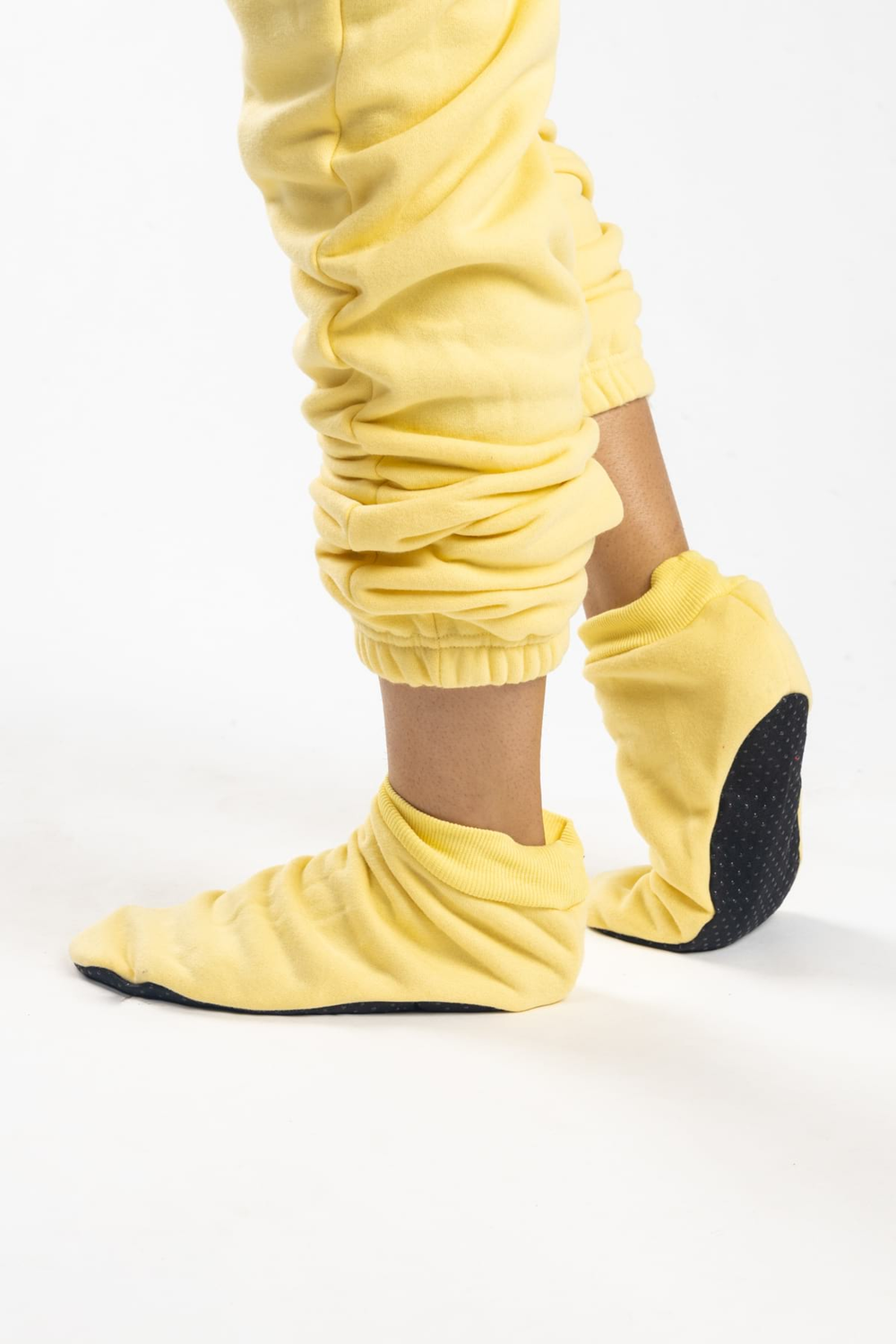 Skippy pastel yellow